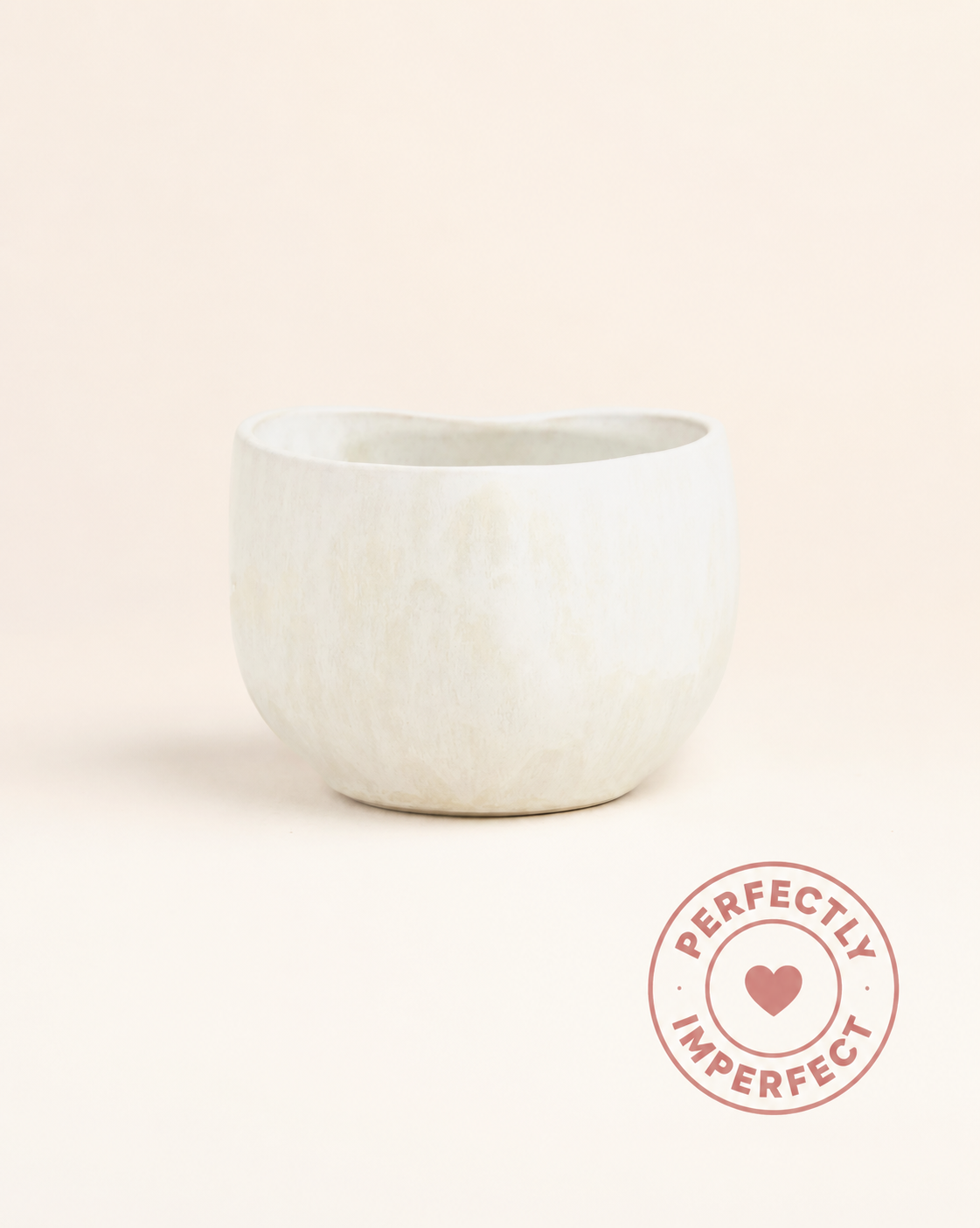 Amora Becher Mattweiß Creme Imperfections