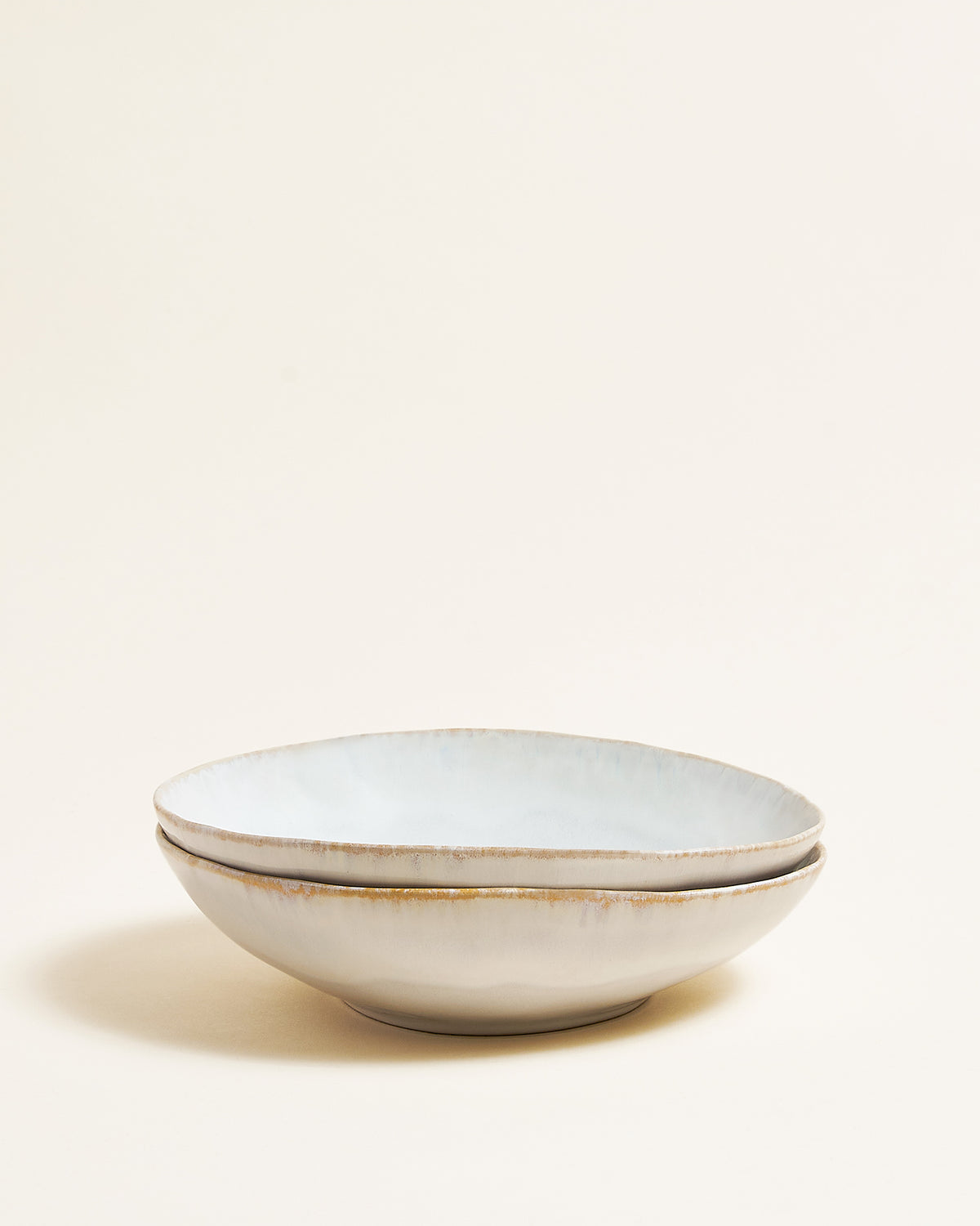 Lino pasta plate mother of pearl