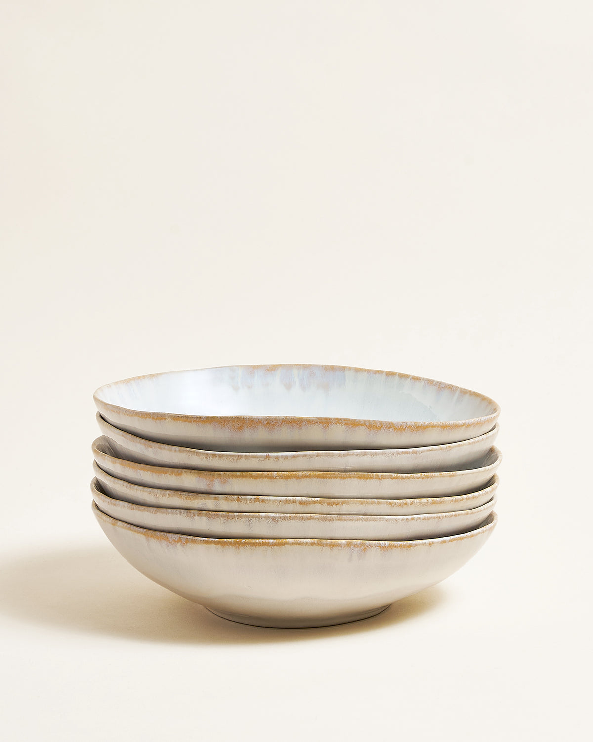 Lino pasta plate mother of pearl